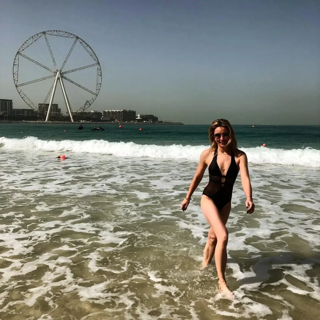 Анастасия Панина слив фото попа в купальнике секси фигура