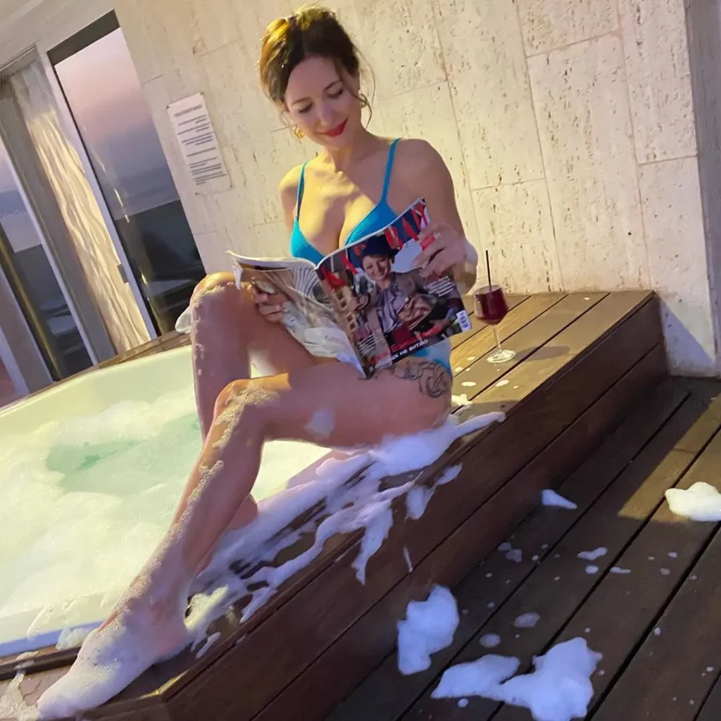 Климова слив фото грудь в купальнике