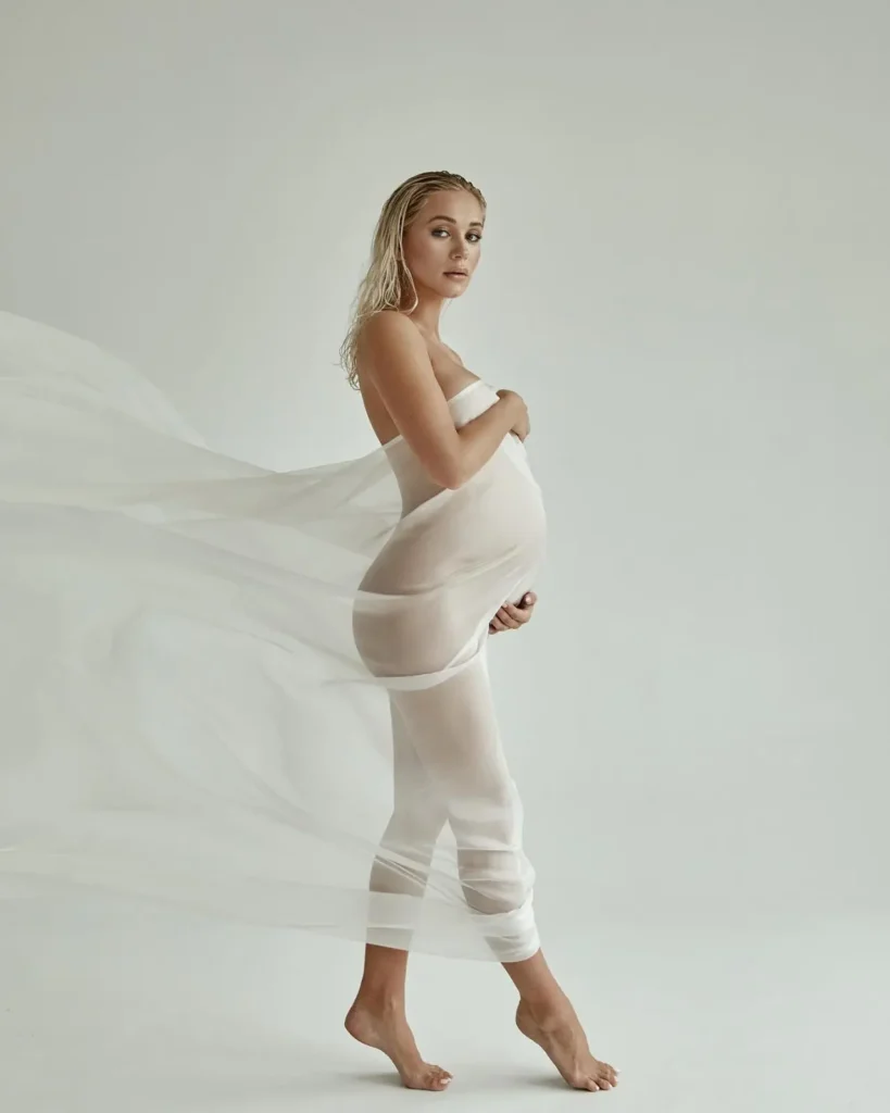 Астапова слив фото горячие сиськи беременная певица